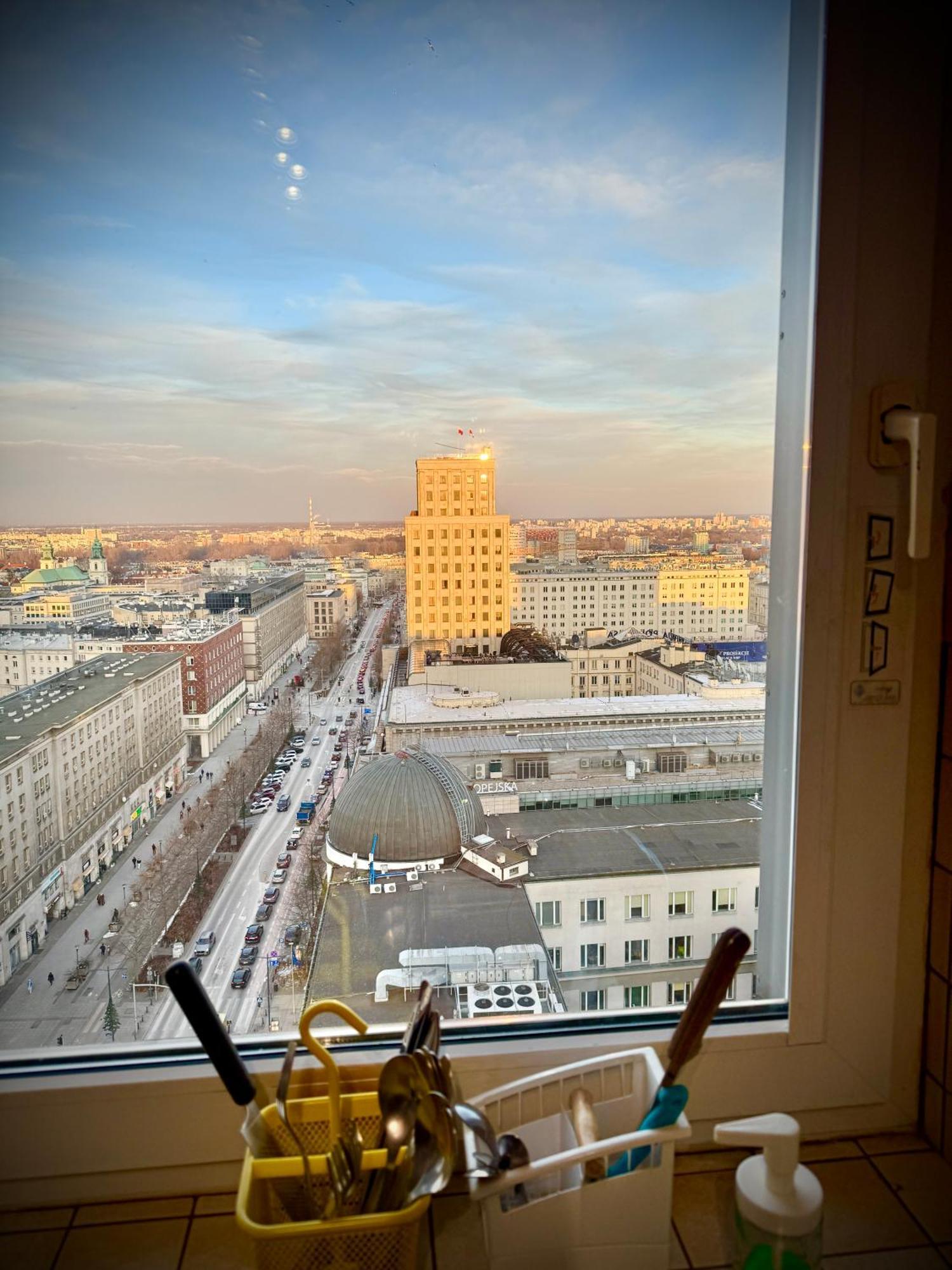 Super Apartment Yellow 2X Metro Fast Wifi 1 Gbs Netflix Panorama Miasta ワルシャワ エクステリア 写真